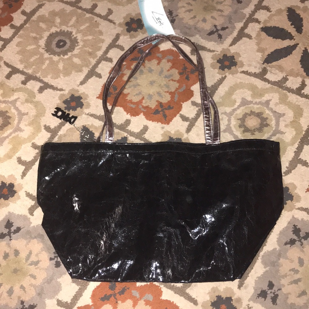NWT Leo’s  dance-wear bag.
